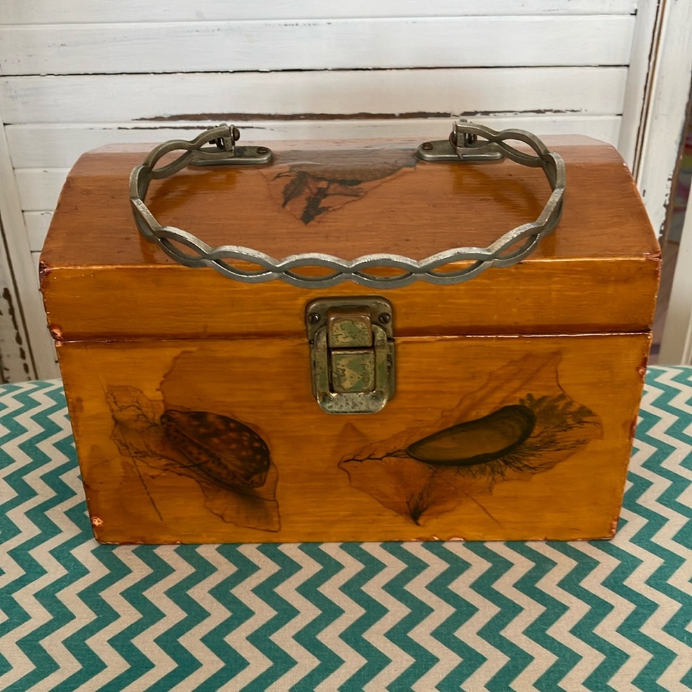 Vintage Lacquered Wood Box Handbag Decoupage Sea Shells, Brass Curved Handle